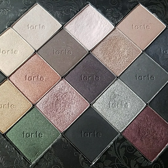 🚫sold🚫Tarte true blood palette - Picture 2 of 5