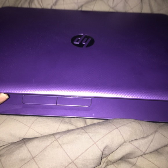 Like New HP LAPTOP EXCELLENT CONDITION!! - Picture 2 of 6