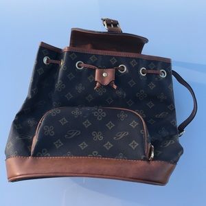 Cute like new tiny backpack