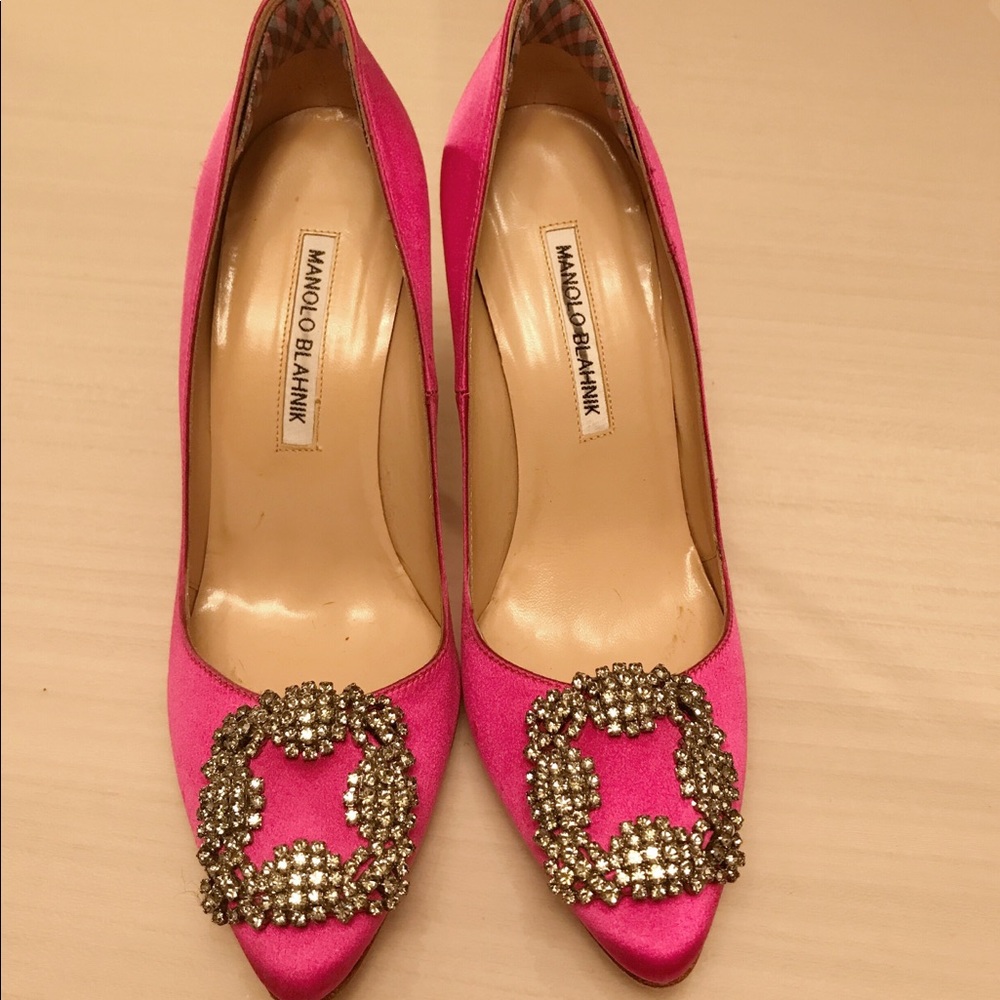 Manolo blahnik hangisi 105mm satin pump