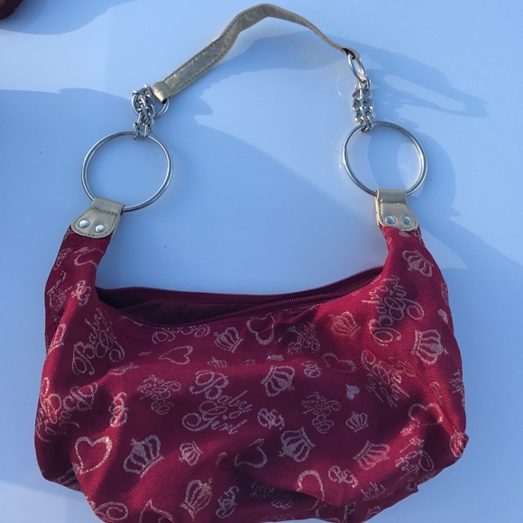 Small Red purse w chain strap - Picture 1 of 3