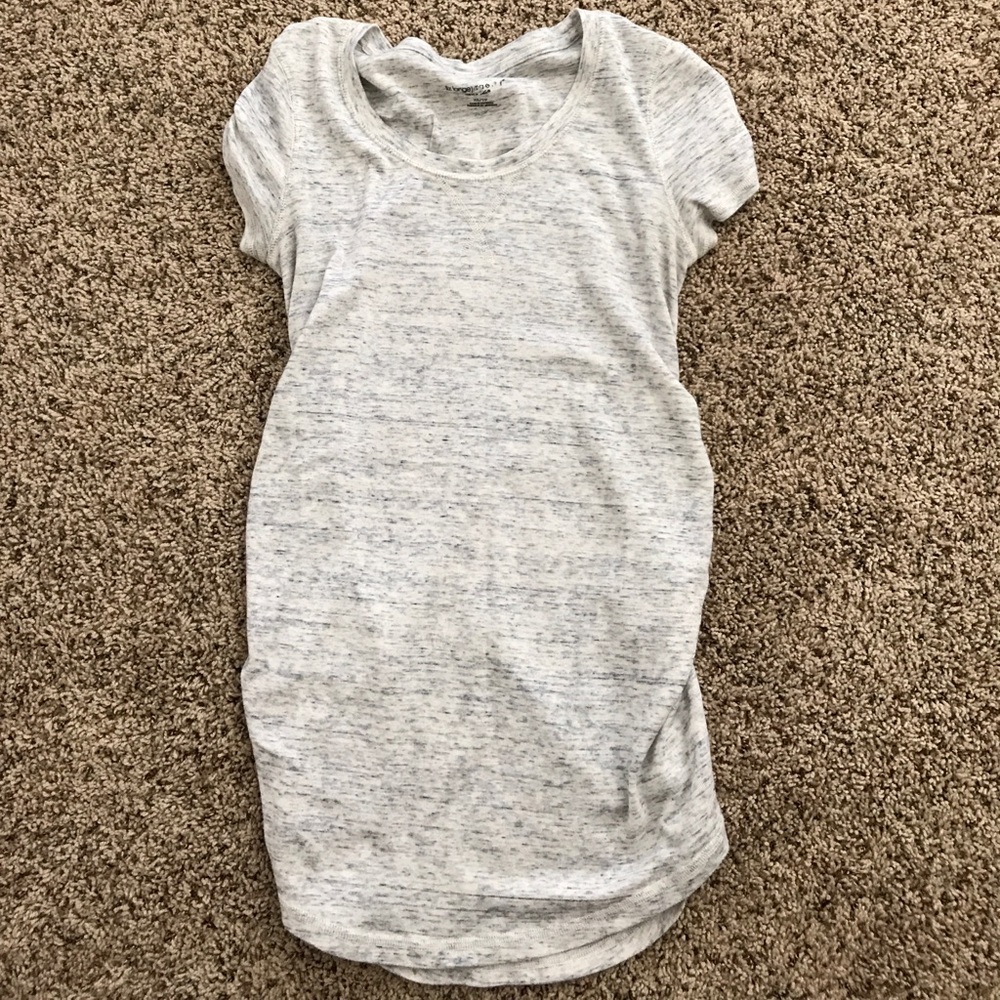 Maternity tee