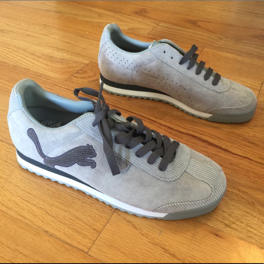 Puma Women Suede Shoe - Brand New - SZ 8