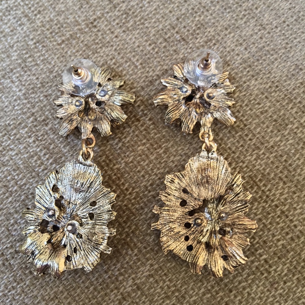 Stunning Crystal Earrings - Picture 3 of 4