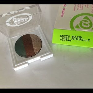 Earth Bound Mary Kay @ Play