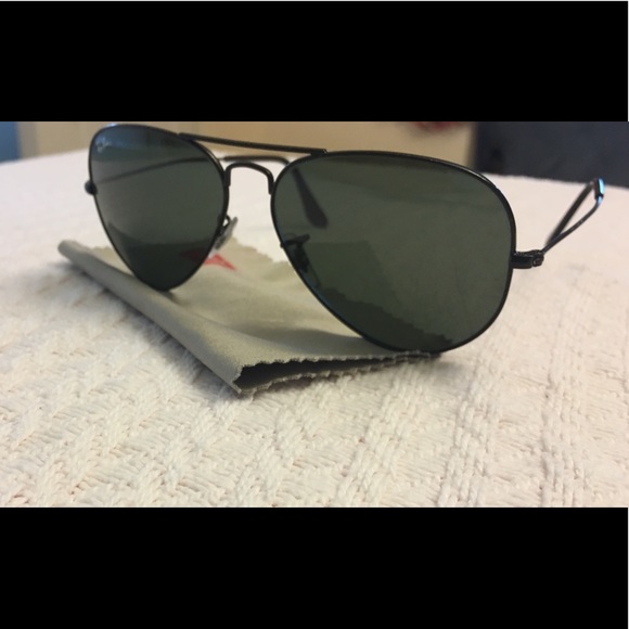 Black Aviator Classics