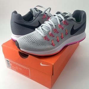 NEW Nike Women's Air Zoom Pegasus 33 - Size 8
