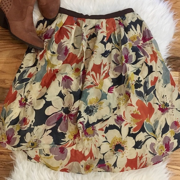 Forever 21 Dresses & Skirts - NWT Forever 21 Love 21 floral ruffle fall skirt