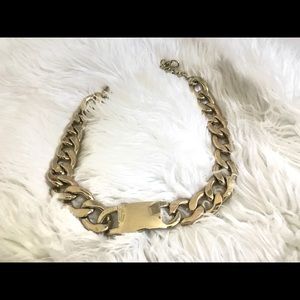 Linked Gold Nameplate necklace