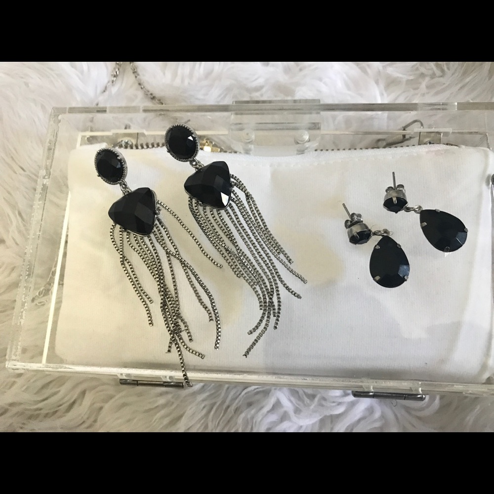 Black stone earring set