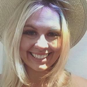 Meet your Posher, Devan-nicole