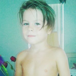 Meet your Posher, Realm rose