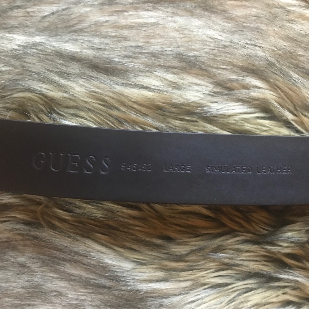 Guess belt