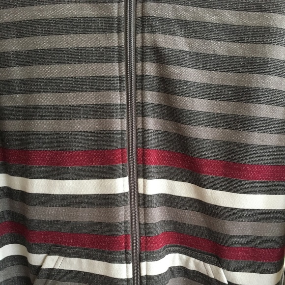 NWT Boys Stripe Zipper Sweatshirt - Picture 2 of 2