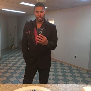 Meet your Posher, Damon