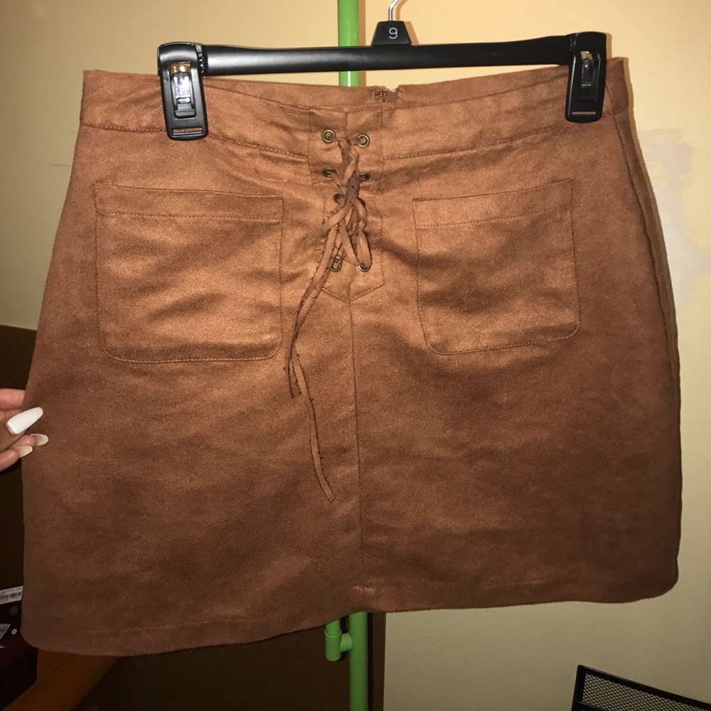 Suede lace-up skirt