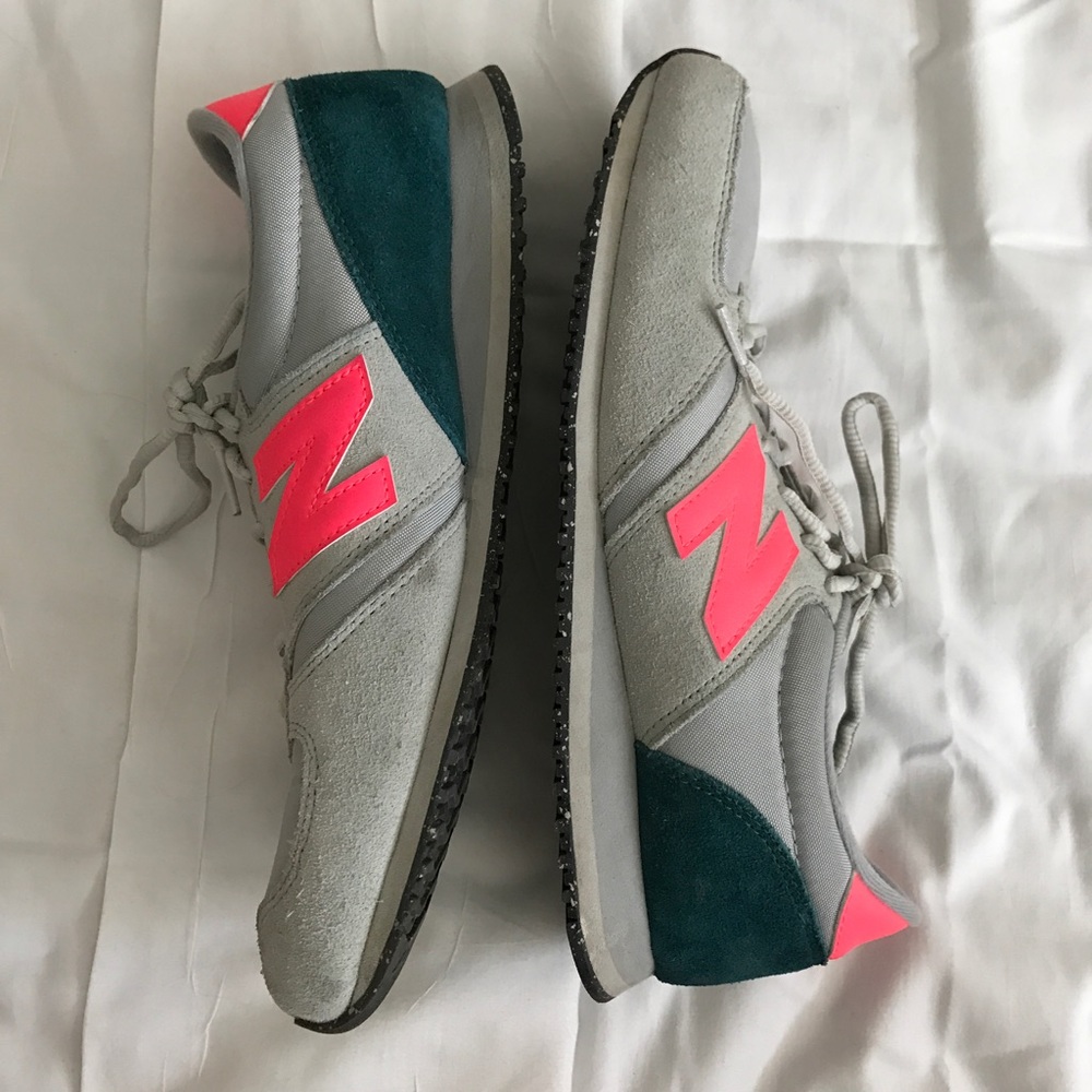 New Balance 420 Sneakers Size 10 Pink and Green - Picture 2 of 8