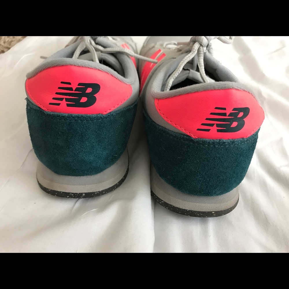 New Balance 420 Sneakers Size 10 Pink and Green - Picture 6 of 8
