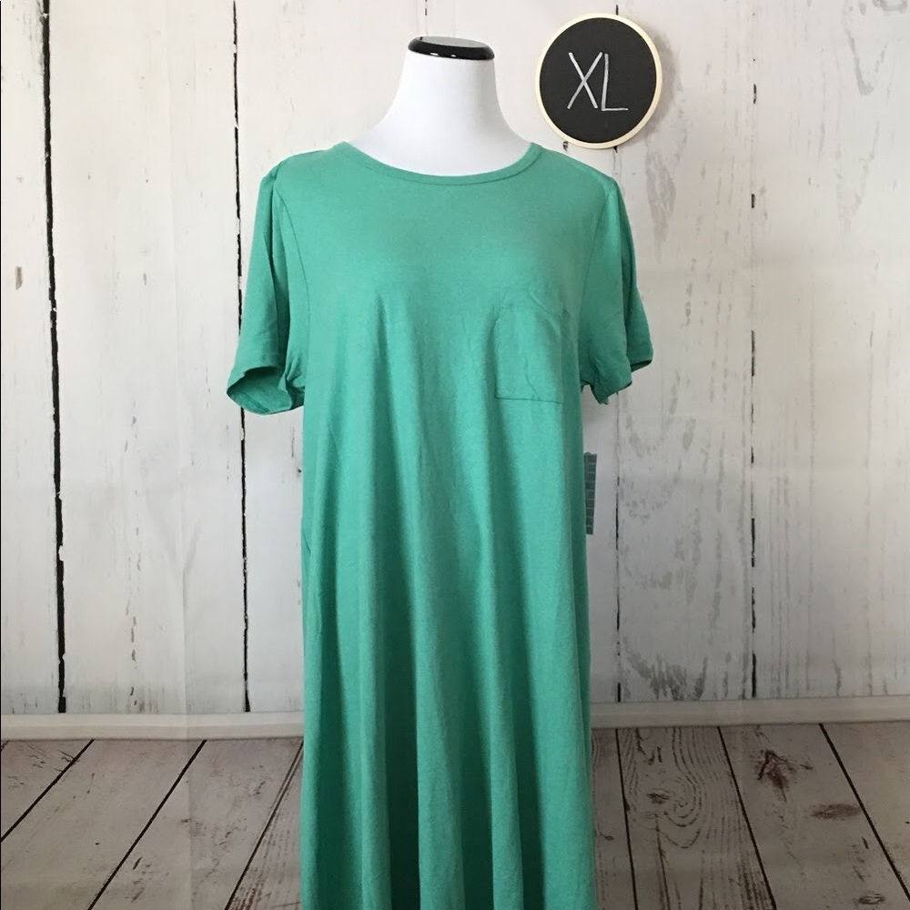 ✖️LULAROE CARLY