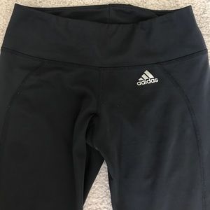 Cropped black Adidas leggings