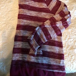 Envelope back chiffon trim sweater