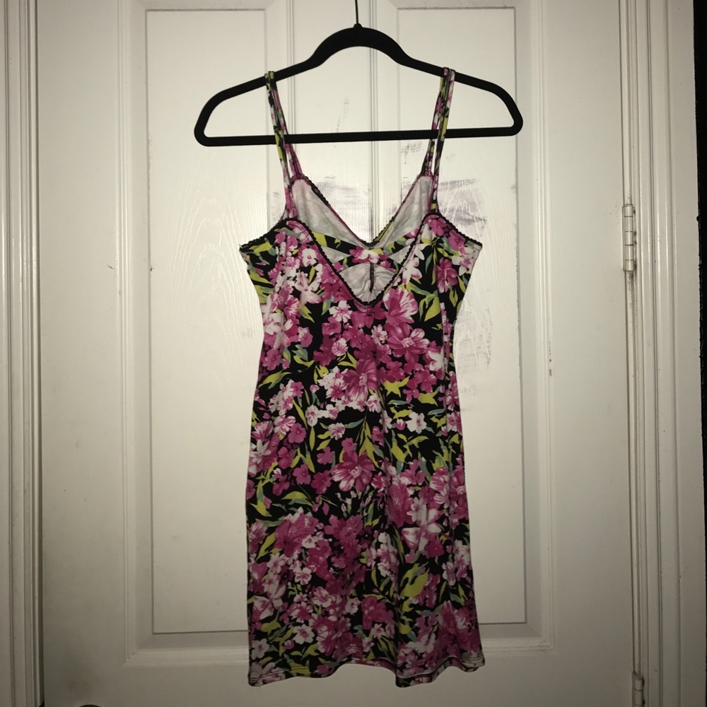 Floral short body con urban outfitters dress