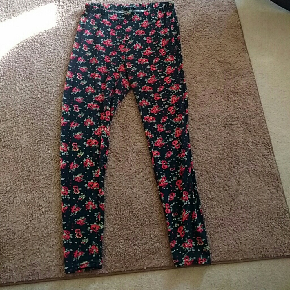 Cute Leggings 🌹