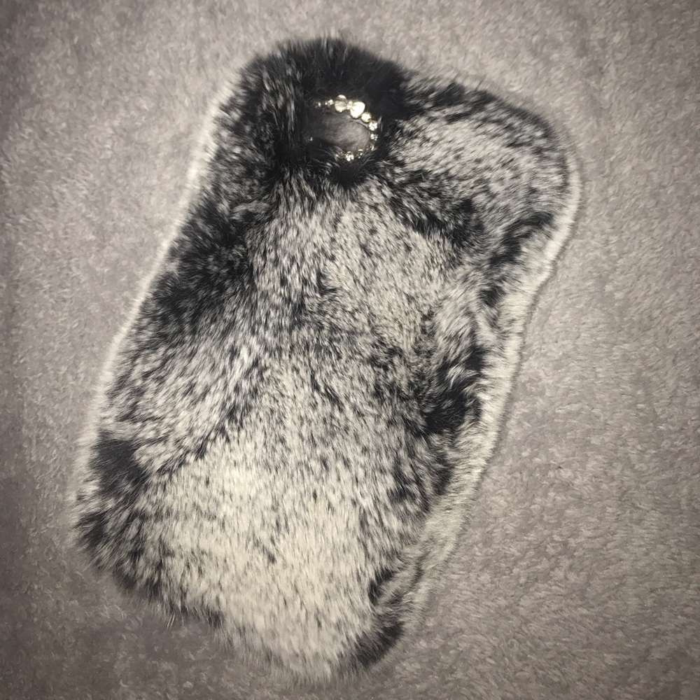 iPhone 6 fluffy case