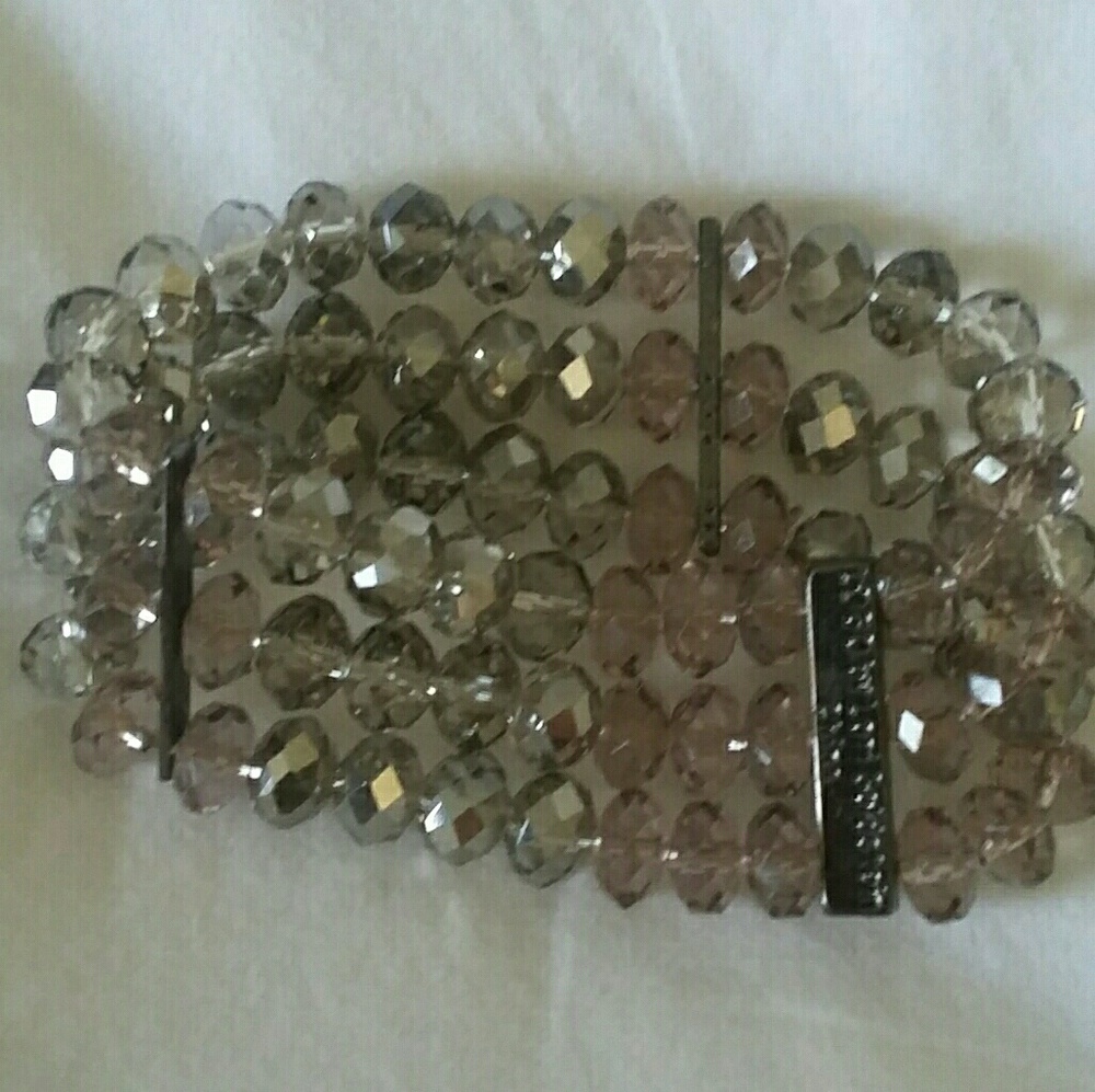 LOGO by Lori Goldstein stretch bracelet