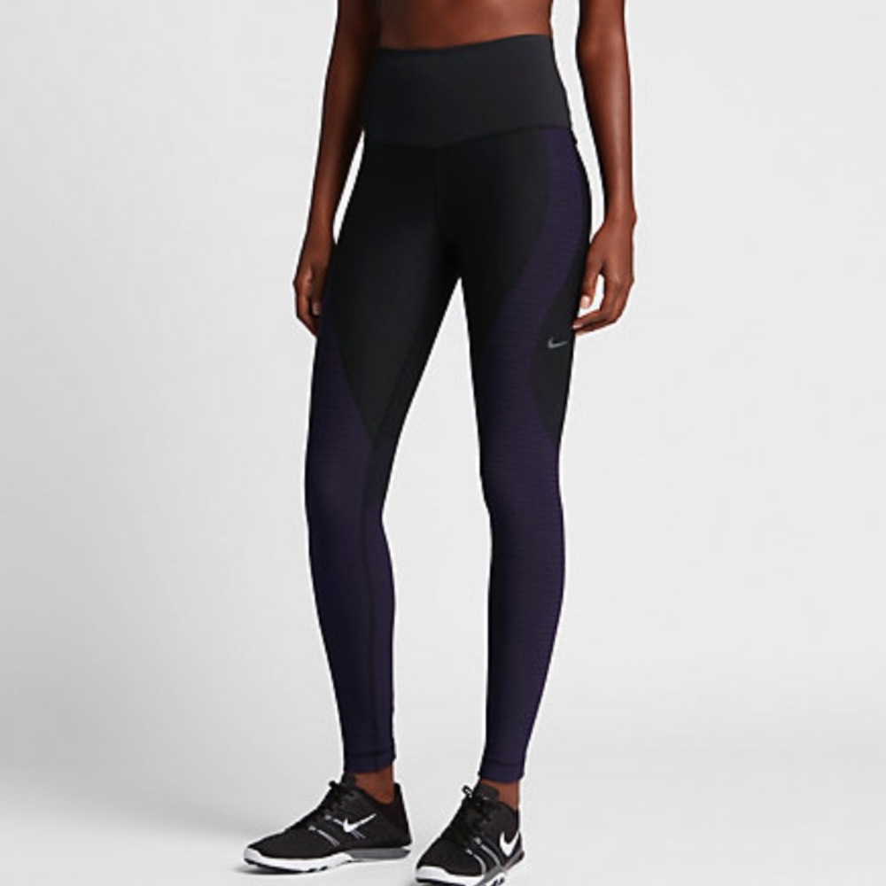 Nike zoned sculpt tight fit tights