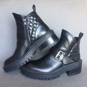 Zara trafaluc Moto  boots