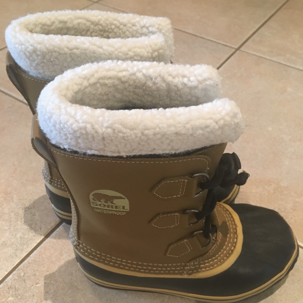 SOREL Kids Yoot Pac waterproof snow boots - EUC!