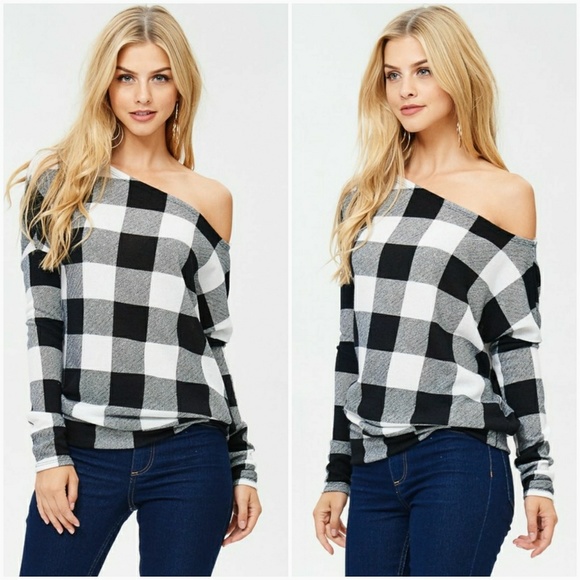 Off The Shoulder Plaid Sweater - Picture 3 of 5
