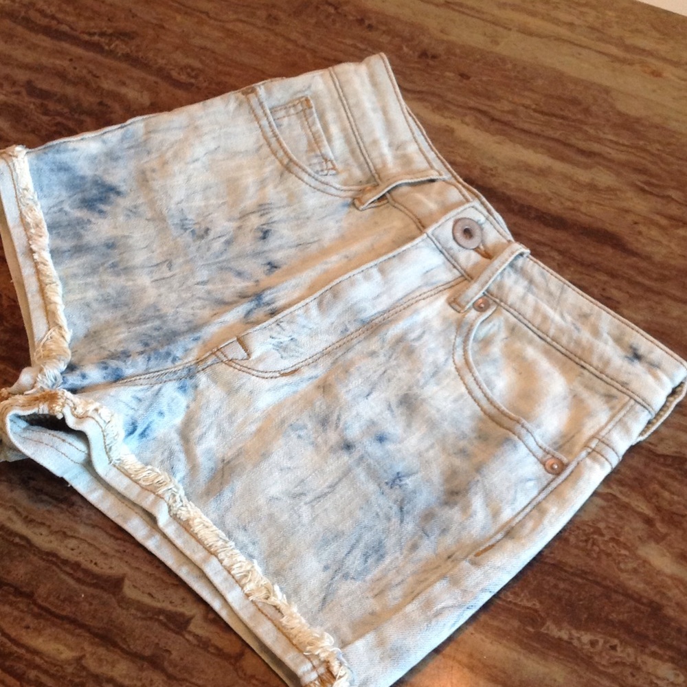 Bullhead super high rise shorty shorts size 3
