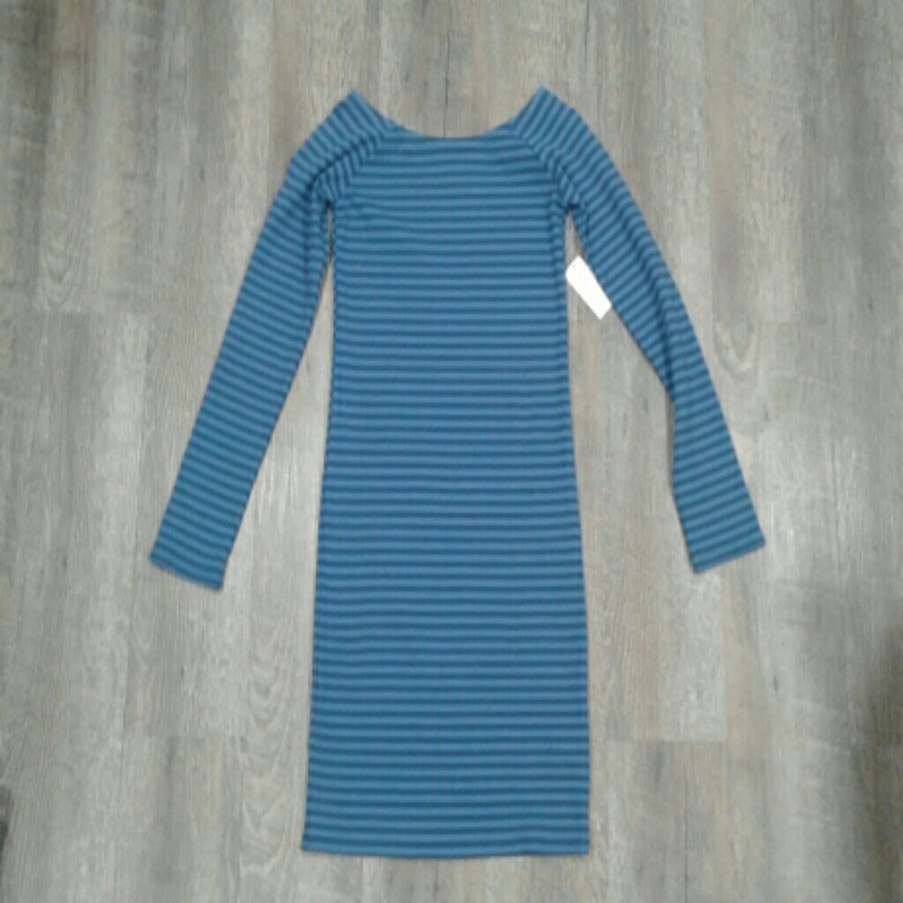 Bongo long sleeve dress