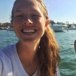 Meet your Posher, Abby