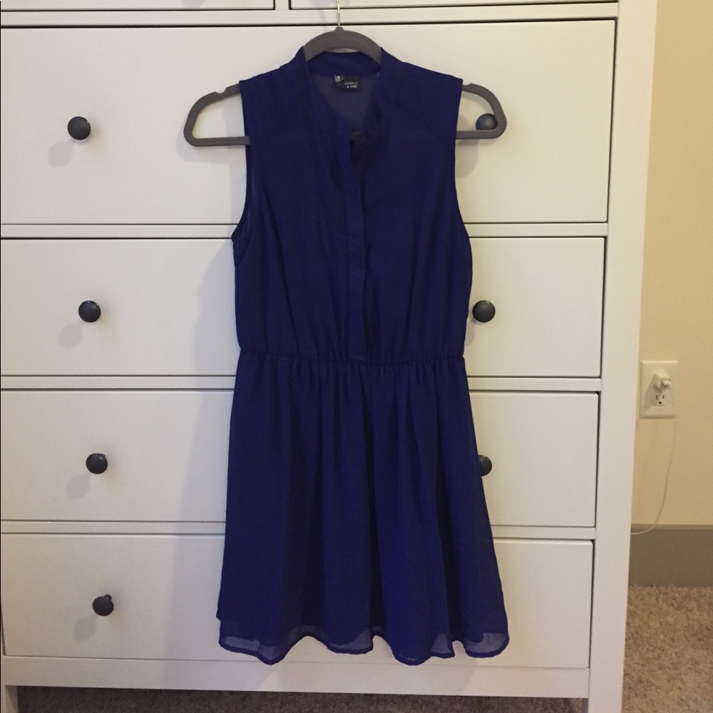 Blue dress
