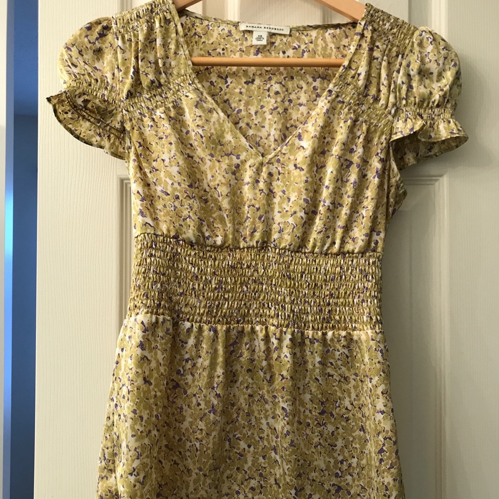 Banana republic floral blouse