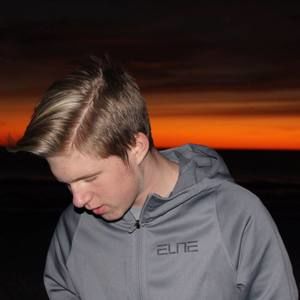 Meet your Posher, Dylan