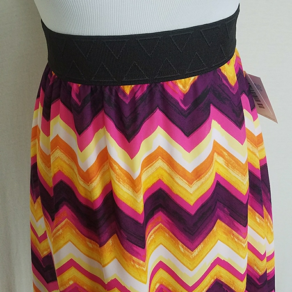 LuLaRoe Lola skirt