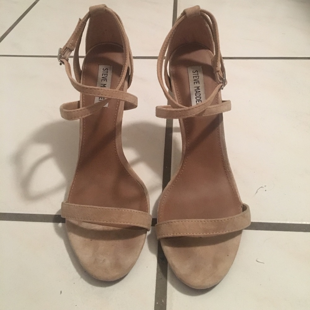 Steve Madden Isolatee heel size 9