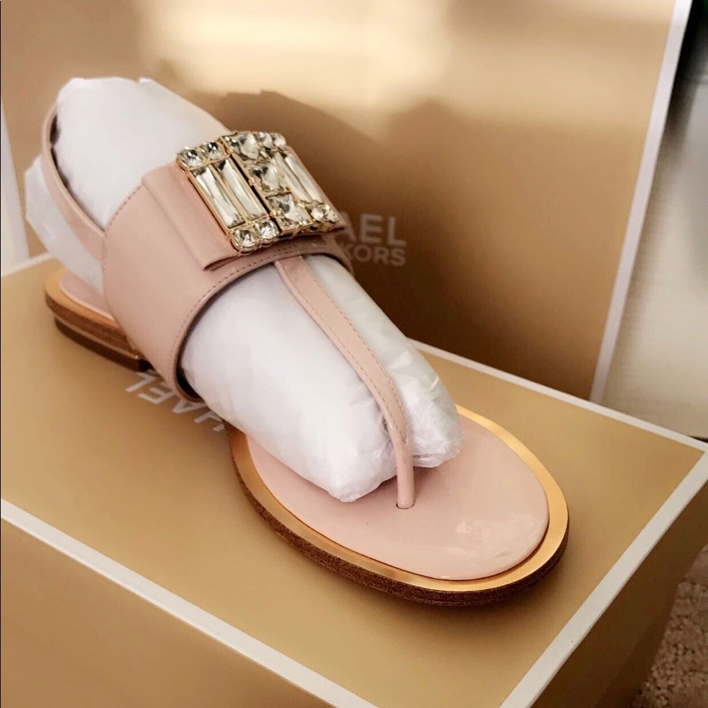 🌹PRICE DROP 🌹 Beautiful Michael Kors Sandals