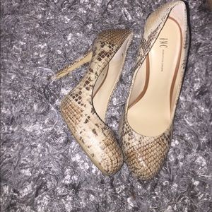 I.N.C shoes