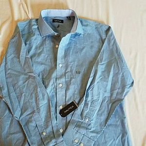 Nautica men's buttom down shirt
