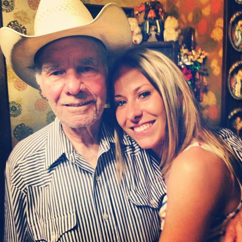 Meet your Posher, Kelly