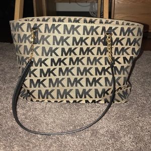 Michael Kors Shoulder Bag