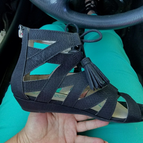 Sam&Libby Egyptian lace up tassel tie zip (sz7) - Picture 4 of 8