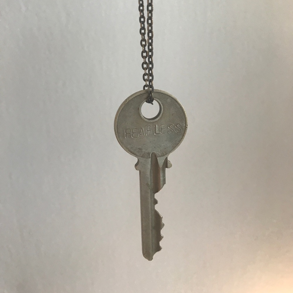 Giving key necklace - fearless