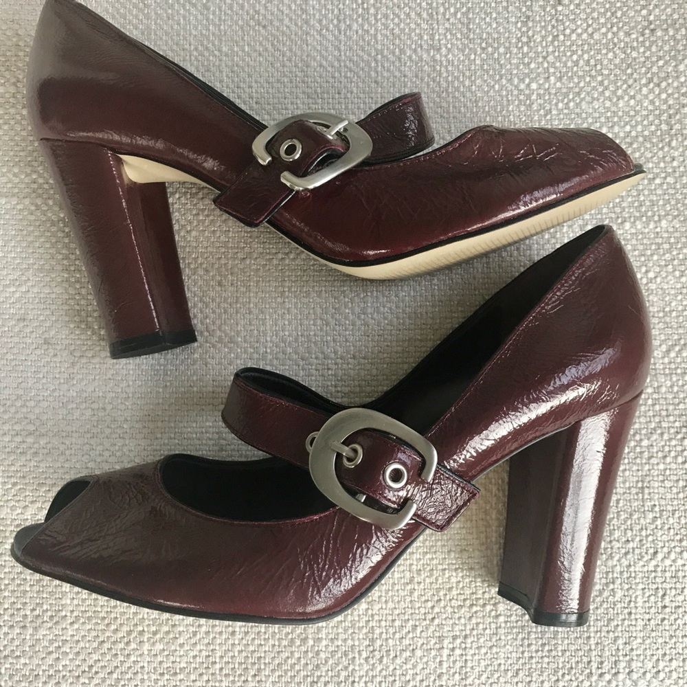 Enzo Angiolini burgundy patent leather peep toe