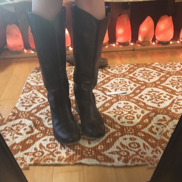 FRYE size 7 extended calf leather brown boot - Picture 2 of 7